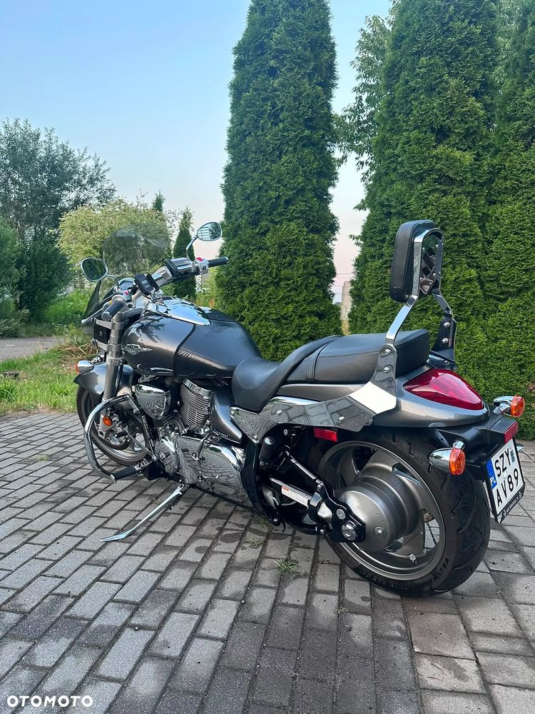 Suzuki Boulevard - 5