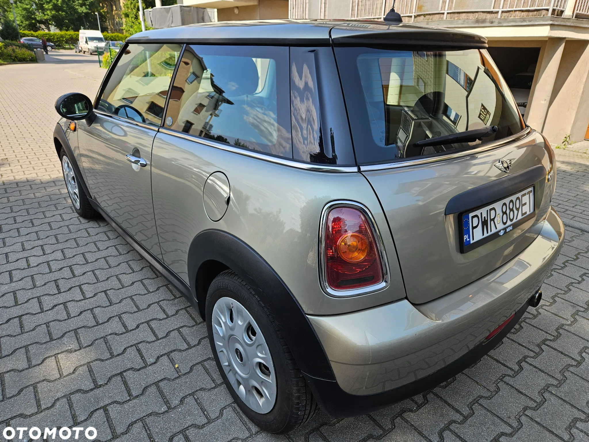 MINI ONE Standard - 5