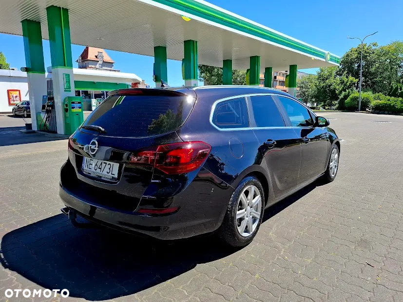 Opel Astra 1.4 Turbo Cosmo - 32
