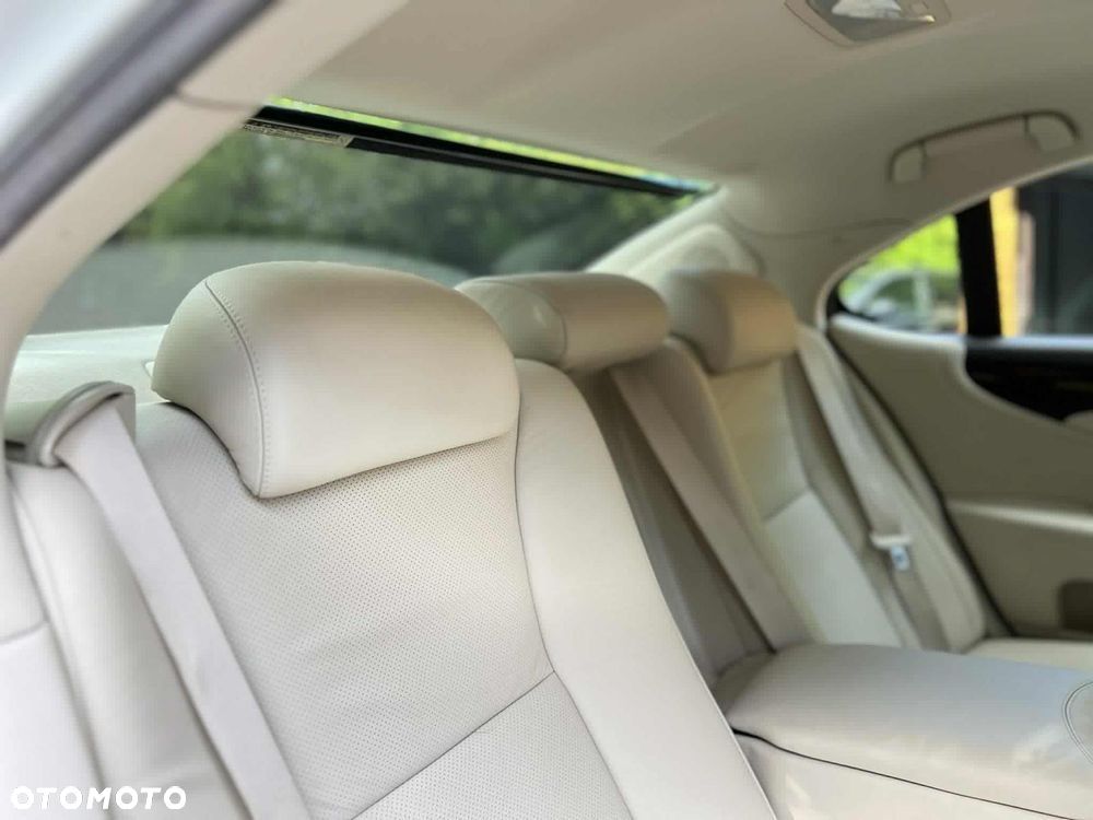 Lexus LS 460 Elite - 33