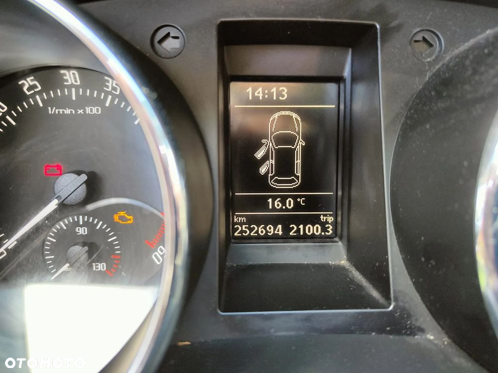 Skoda Yeti 2.0 TDI DPF 4x4 Adventure - 6