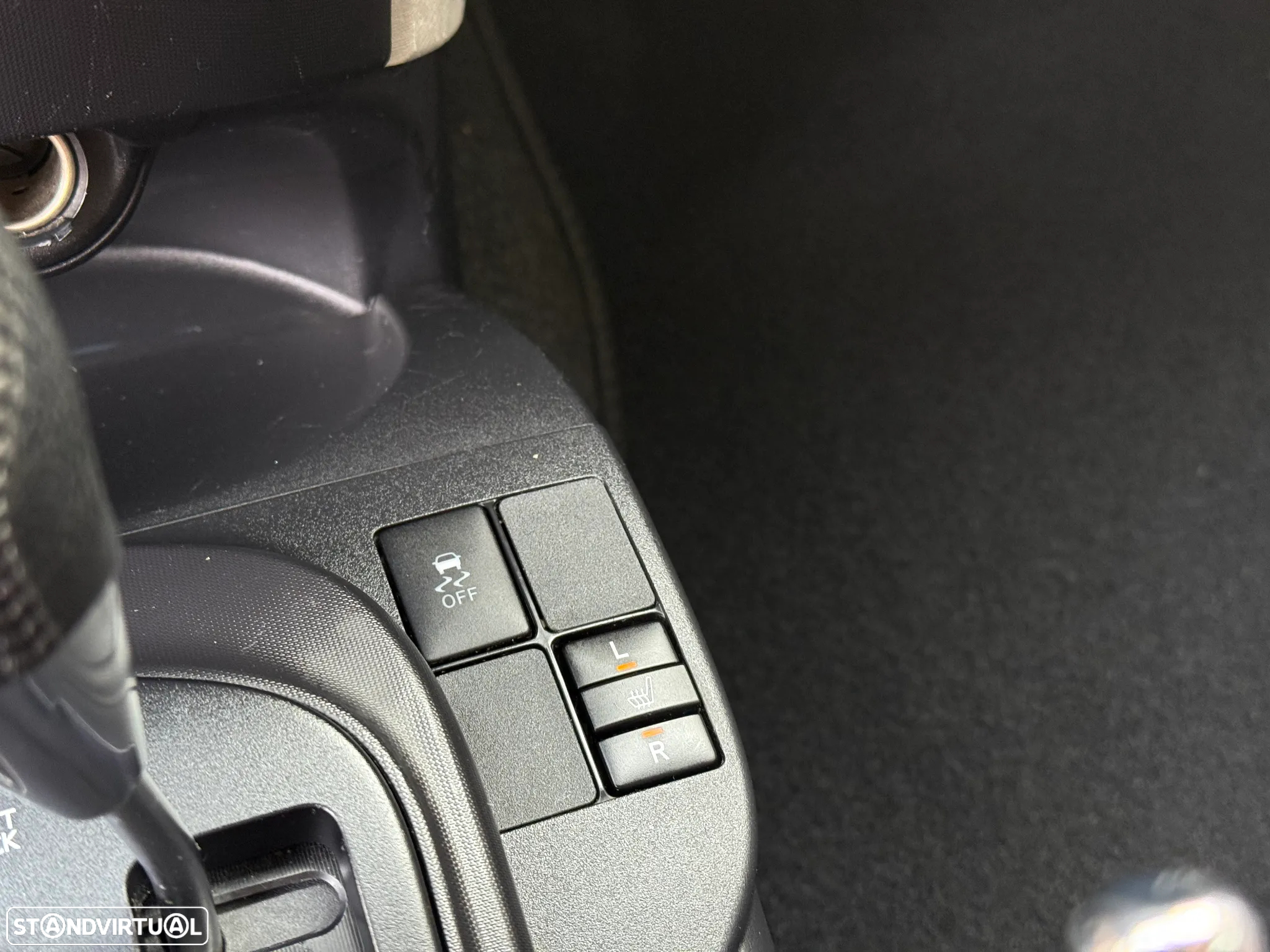 Toyota iQ 1.33 VVT-i 2 MultiDrive NAVI+Bluetooth - 17