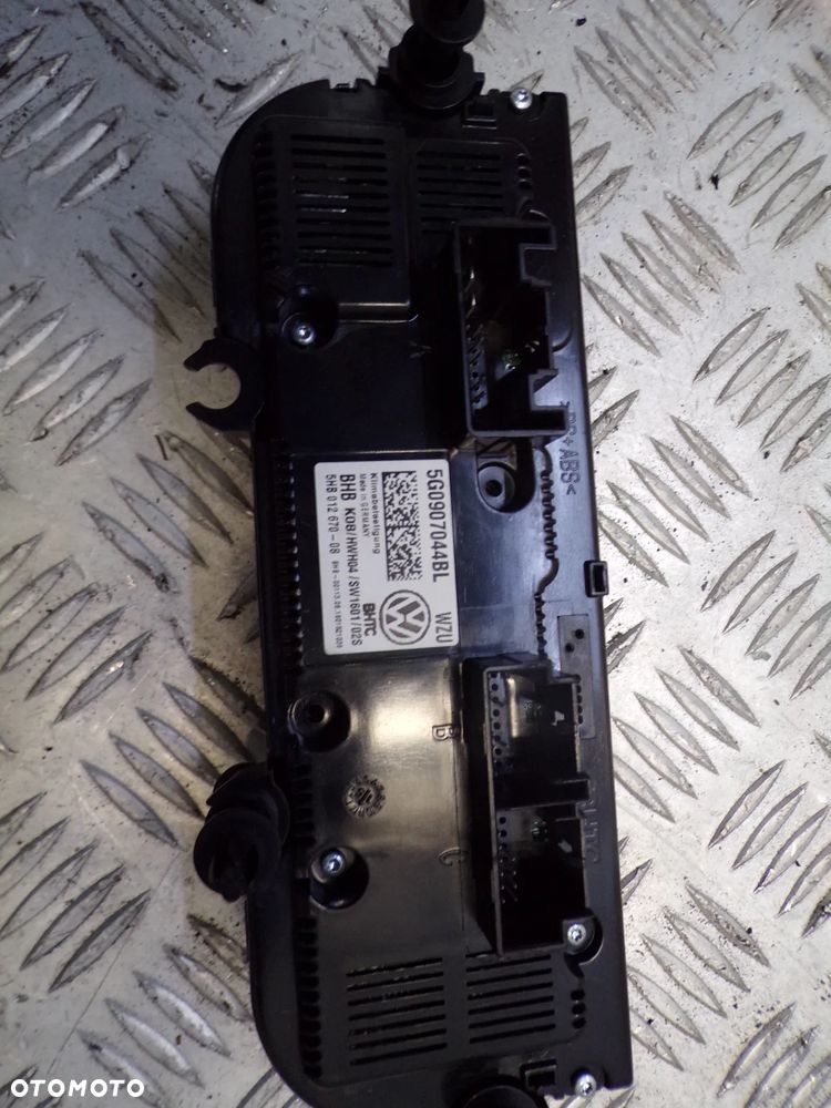 PANEL KLIMATYZACJI VOLKSWAGEN GOLF VII SPORTSVAN 5G0907044BL - 3