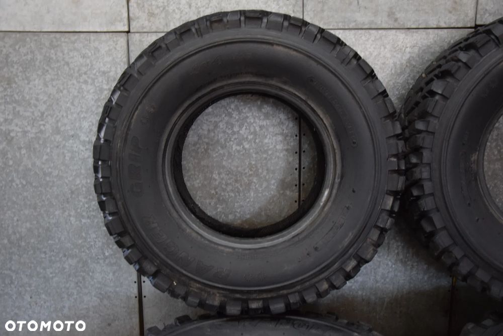 OPONA OPONY KOMPLET 31/10.5/15 - 6