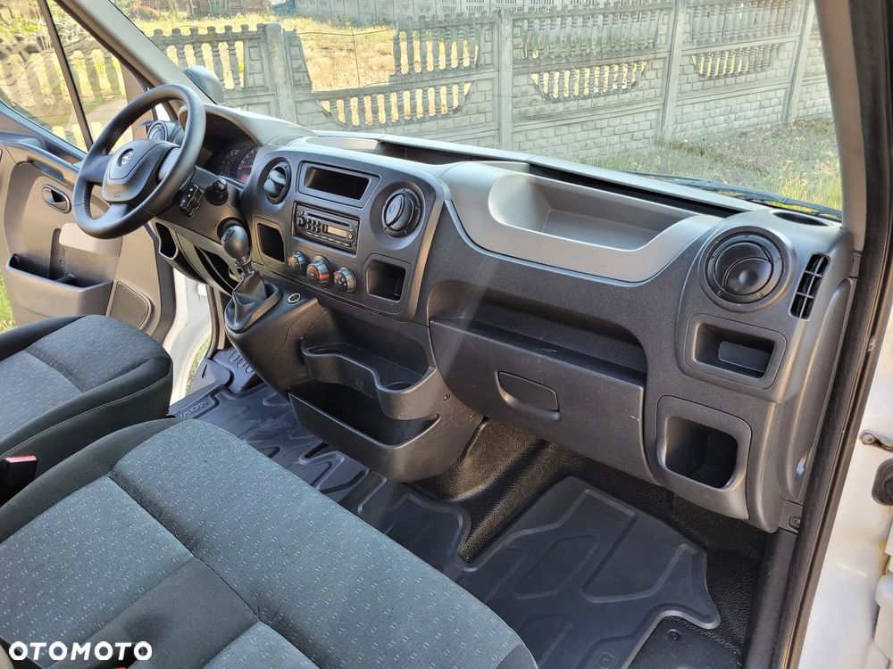 Ford Transit Connect - 23