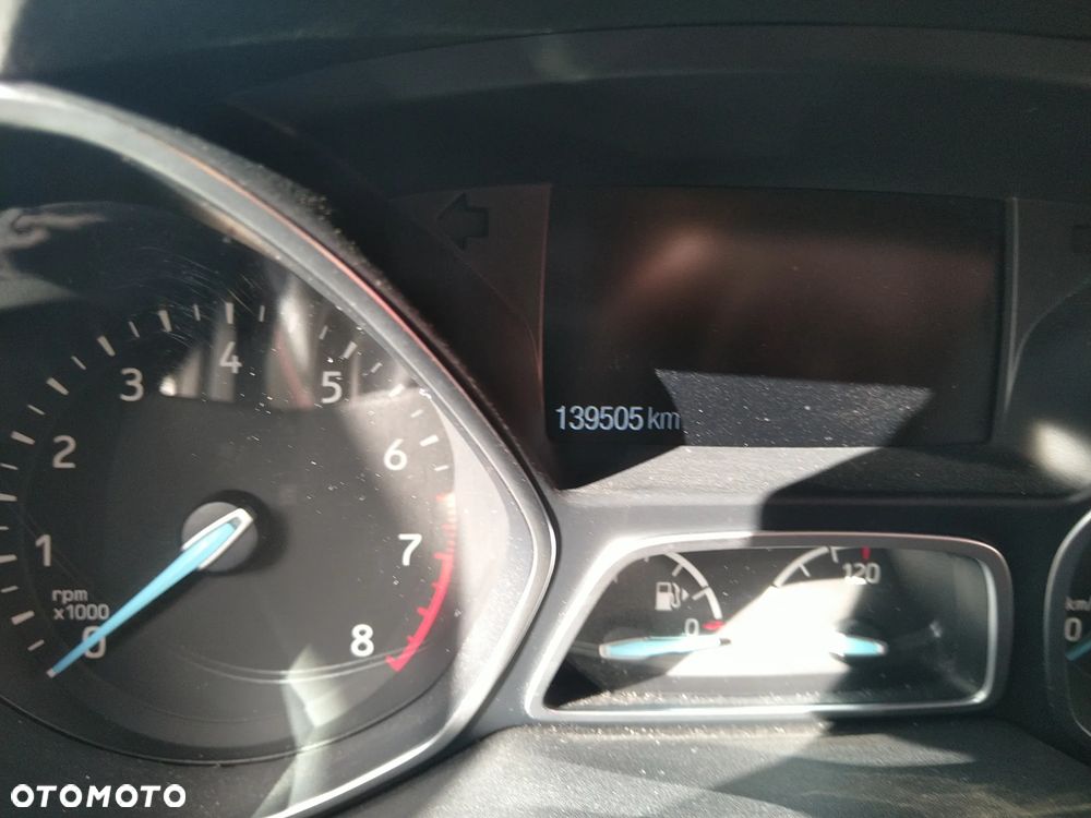 Ford Kuga 1.5 EcoBoost 2x4 ST-Line - 7