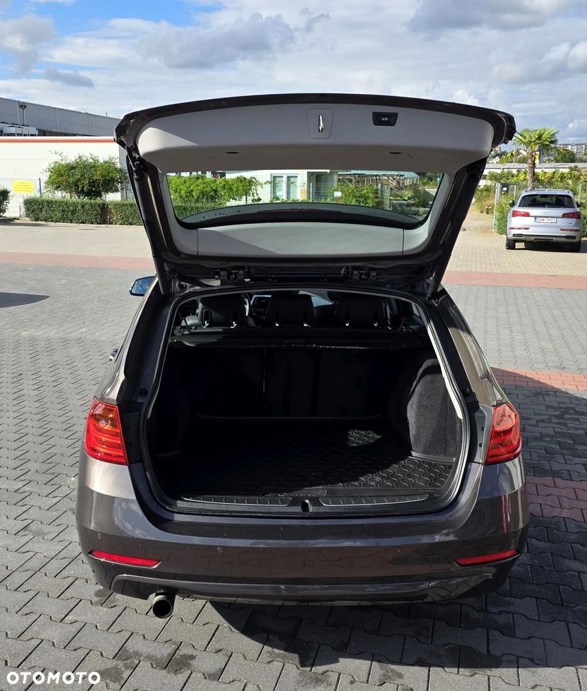 BMW Seria 3 316i - 9