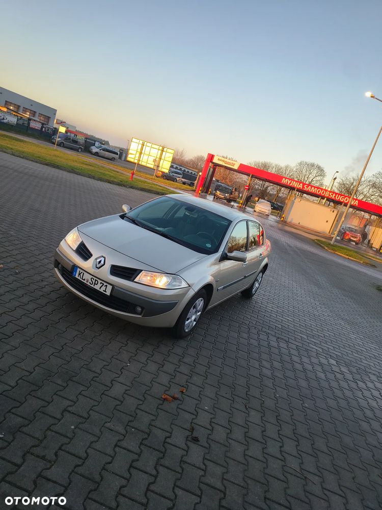 Renault Megane 1.6 16V Dynamique - 16