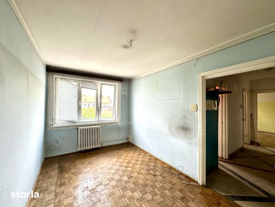 Apartament 2 camere decomandat | Etaj 3/4 | Centru — fotografia 1