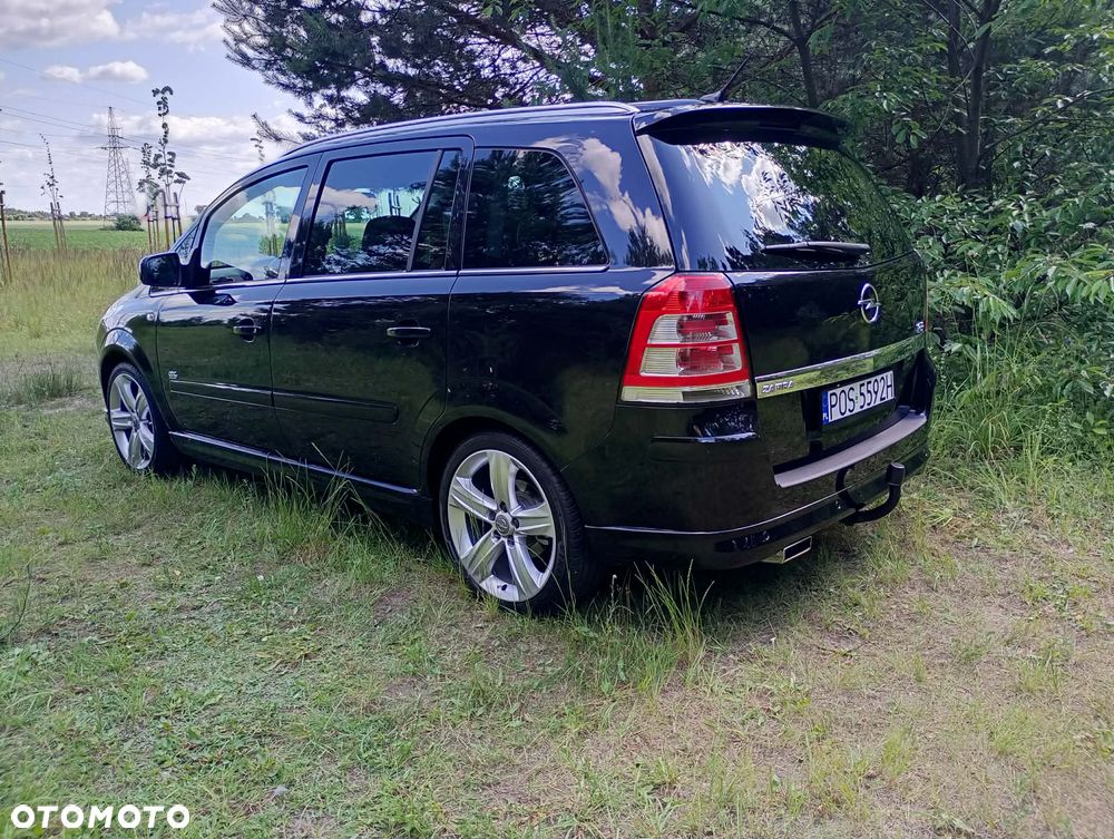 Opel Zafira 2.2 Cosmo - 12