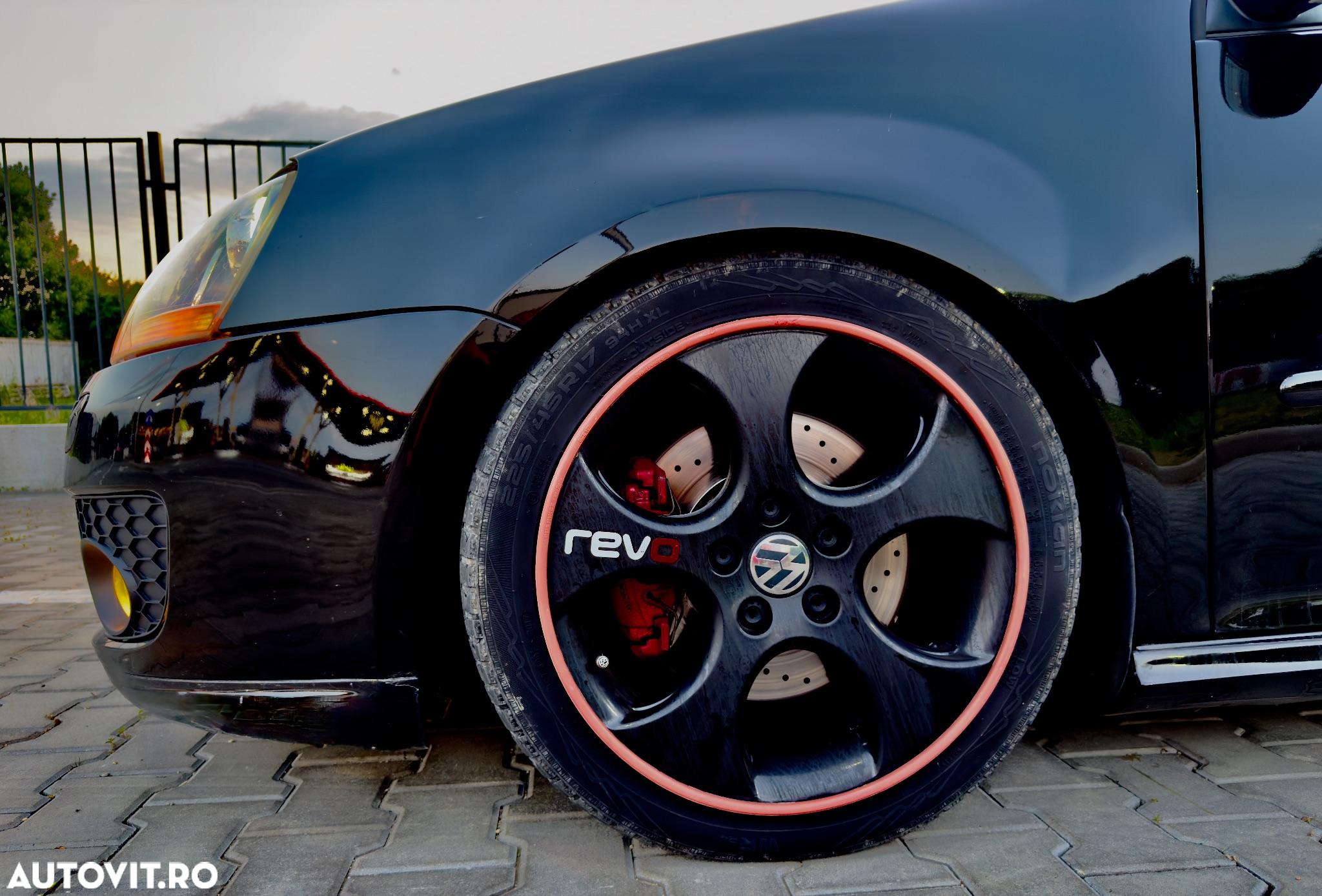 Volkswagen Golf 2.0 FSI GTI DSG - 16