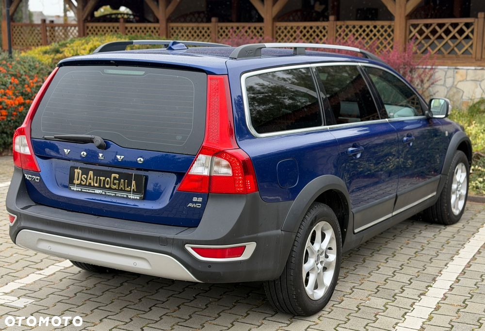 Volvo XC 70 3.2 AWD Ocean Race - 11