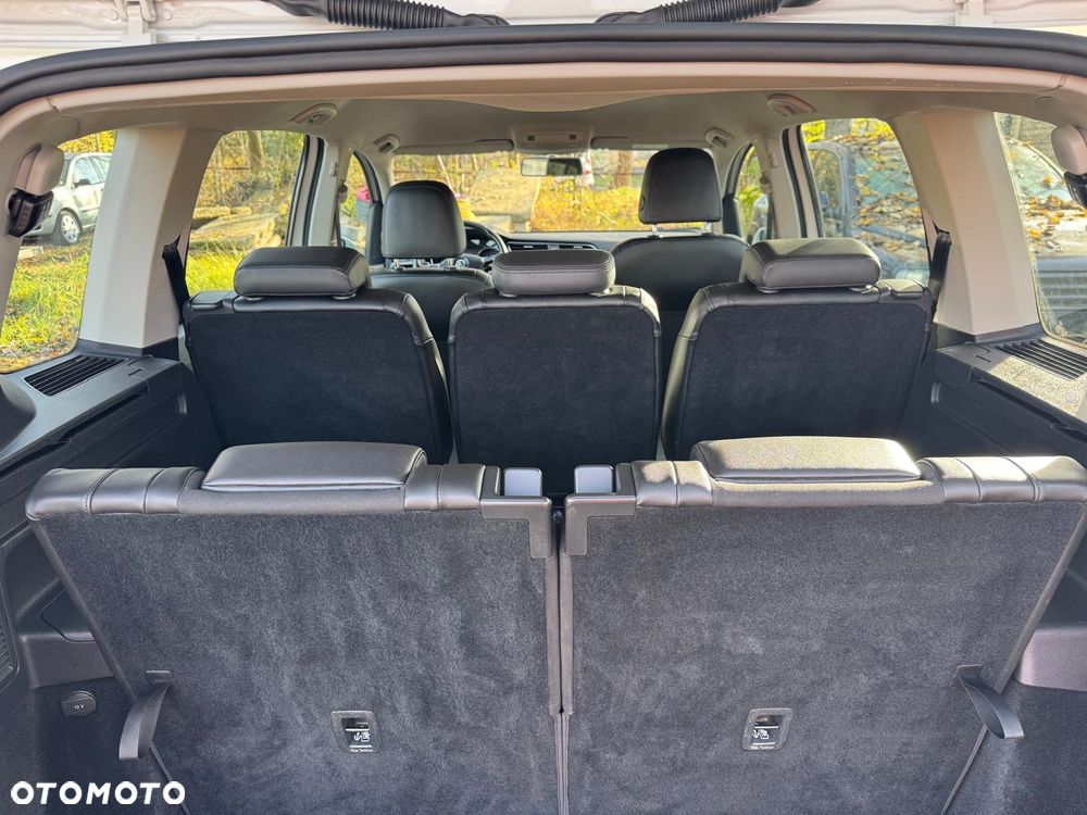 Volkswagen Touran 1.6 TDI BMT SCR Comfortline - 11