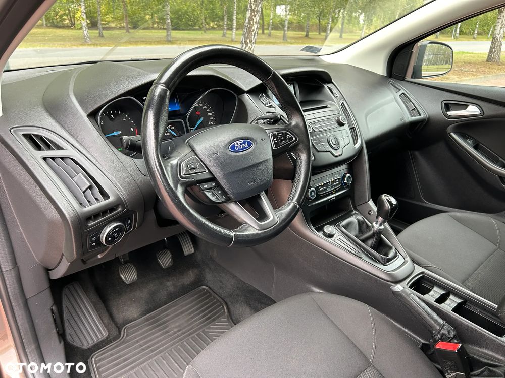 Ford Focus 1.5 TDCi Gold X - 26