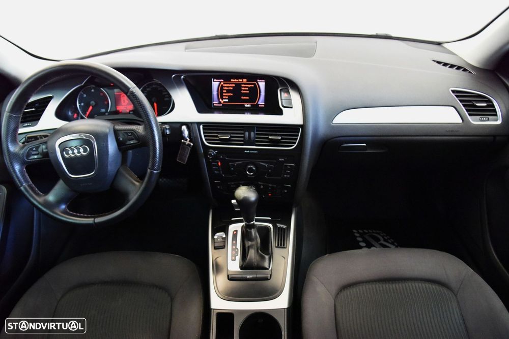 Audi A4 Avant 2.0 TDI Multitronic Business Line - 14