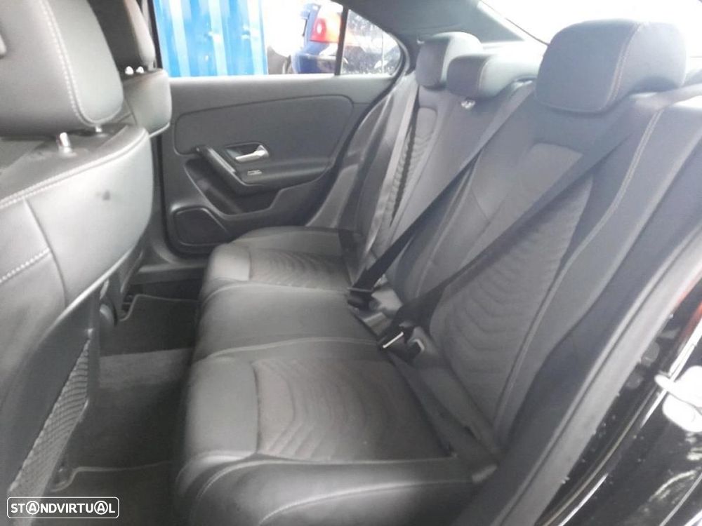 Mercedes-Benz A 200 Limousine d - 4