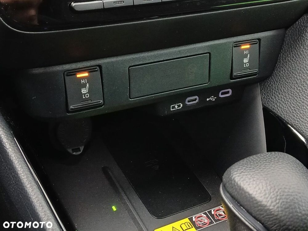 Toyota Yaris Hybrid 1.5 Style - 30