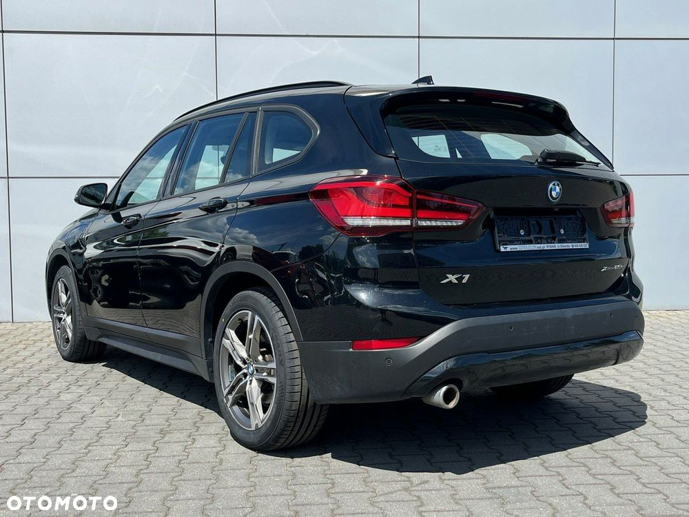 BMW X1 xDrive25e Advantage - 10