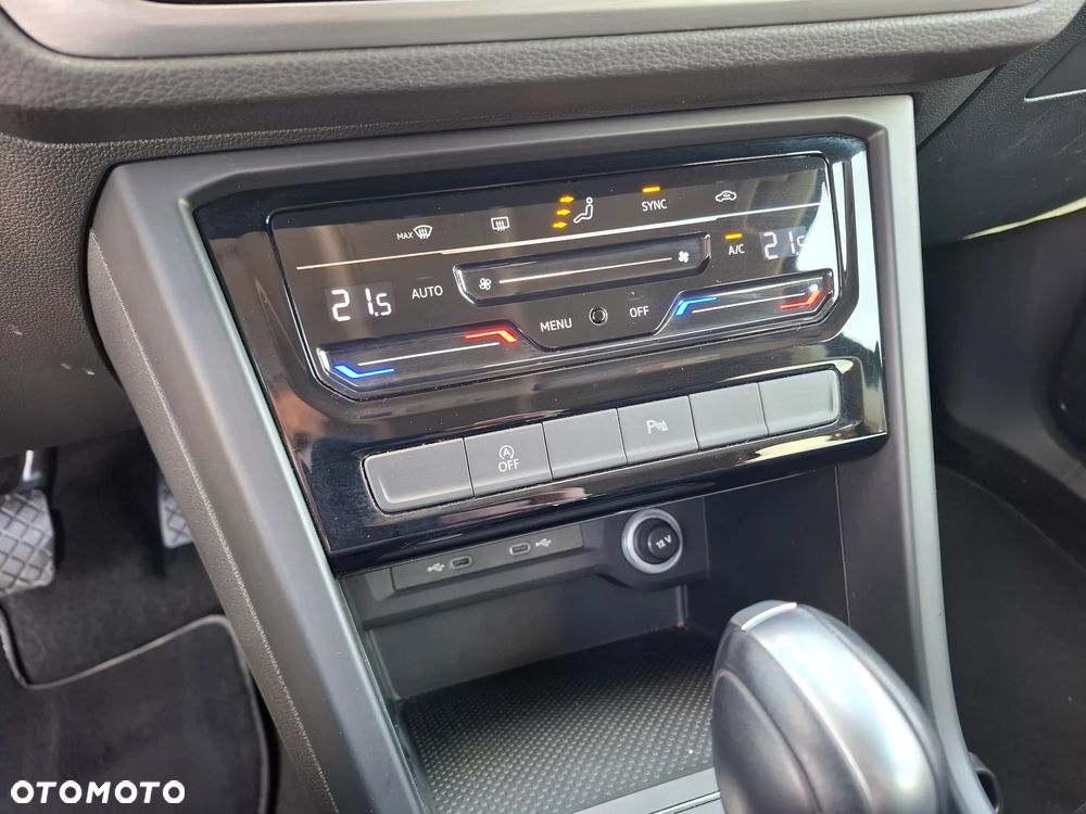 Volkswagen Touran 1.5 TSI EVO Comfortline Plus DSG - 17