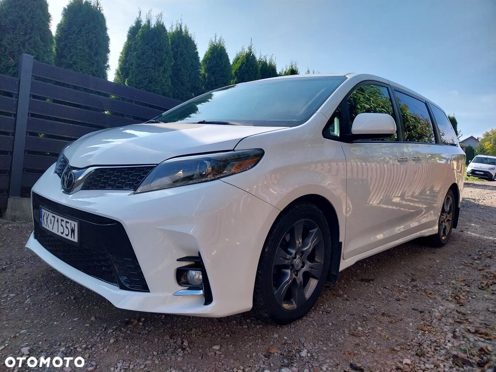Toyota Sienna