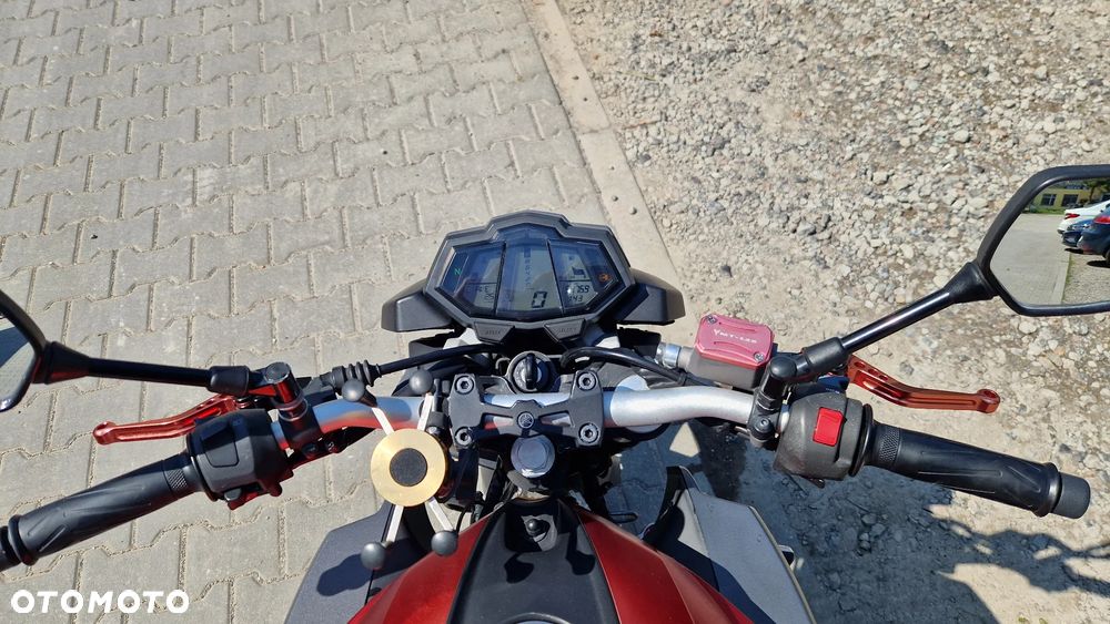 Yamaha MT - 5