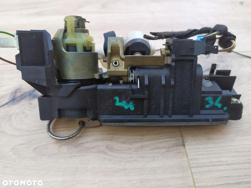 MERCEDES W203 W211 ZAMEK KLAPY KLAMKA KEYLESS GO - 4