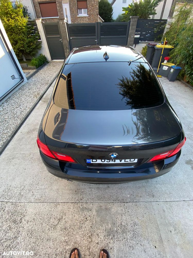 BMW Seria 5 518d Aut. - 13