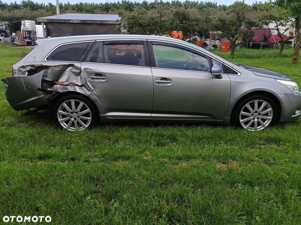 Toyota Avensis 2.2 D-CAT Sol plus NAVI - 7