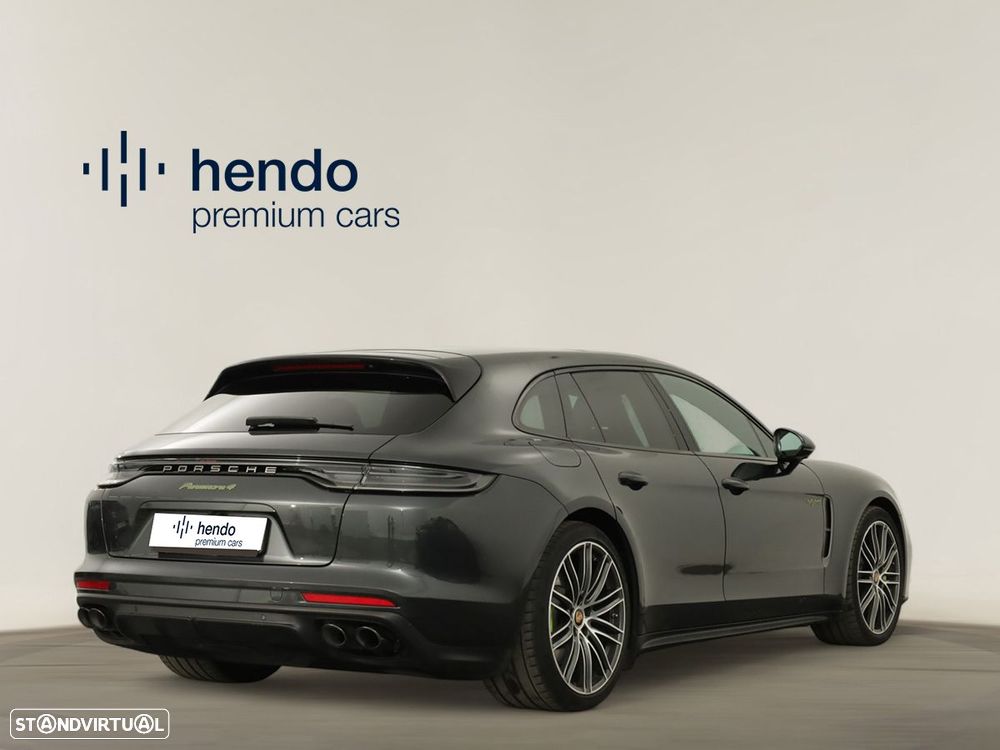 Porsche Panamera Sport Turismo 4 E-Hybrid - 3