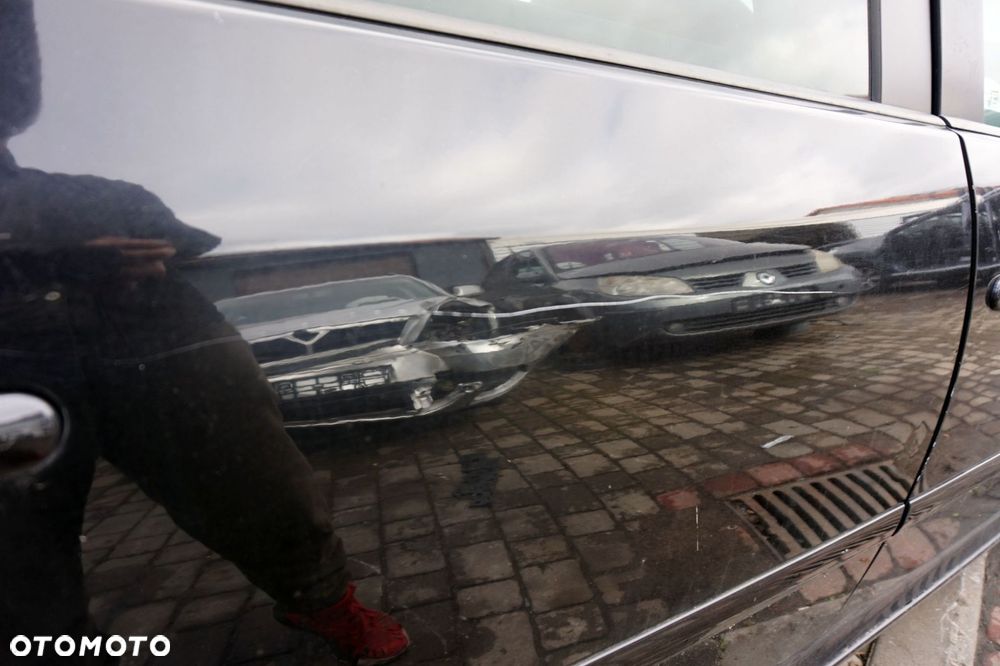 DRZWI TYLNE PRAWE GOLF V 5D HB LC9Z  CZARNY VOLKSWAGEN 2003-2009 - 9