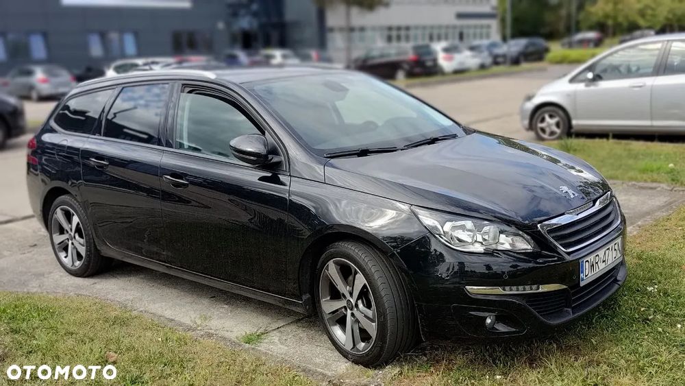 Peugeot 308 SW 1.6 BlueHDi Active S&S - 11