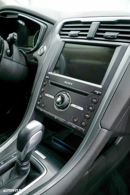 Ford Mondeo 2.0 TDCi Powershift AWD Titanium - 16