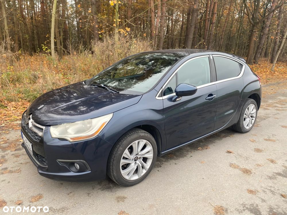 Citroën DS4 1.6 HDi SoChic - 2