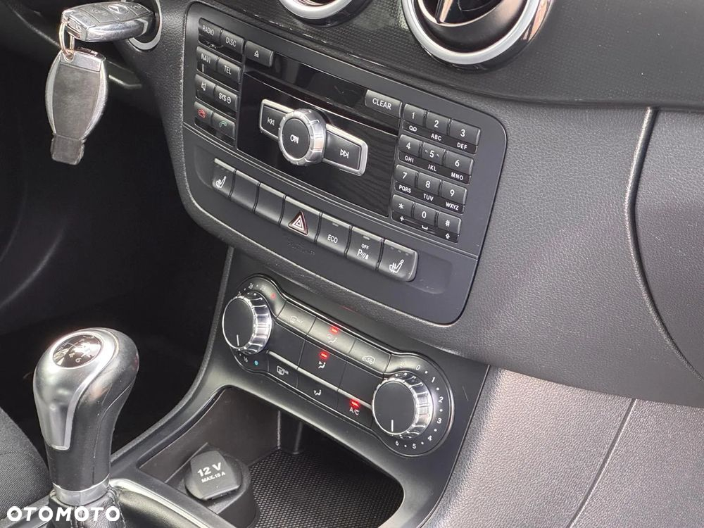 Mercedes-Benz Klasa B 180 (BlueEFFICIENCY) - 33