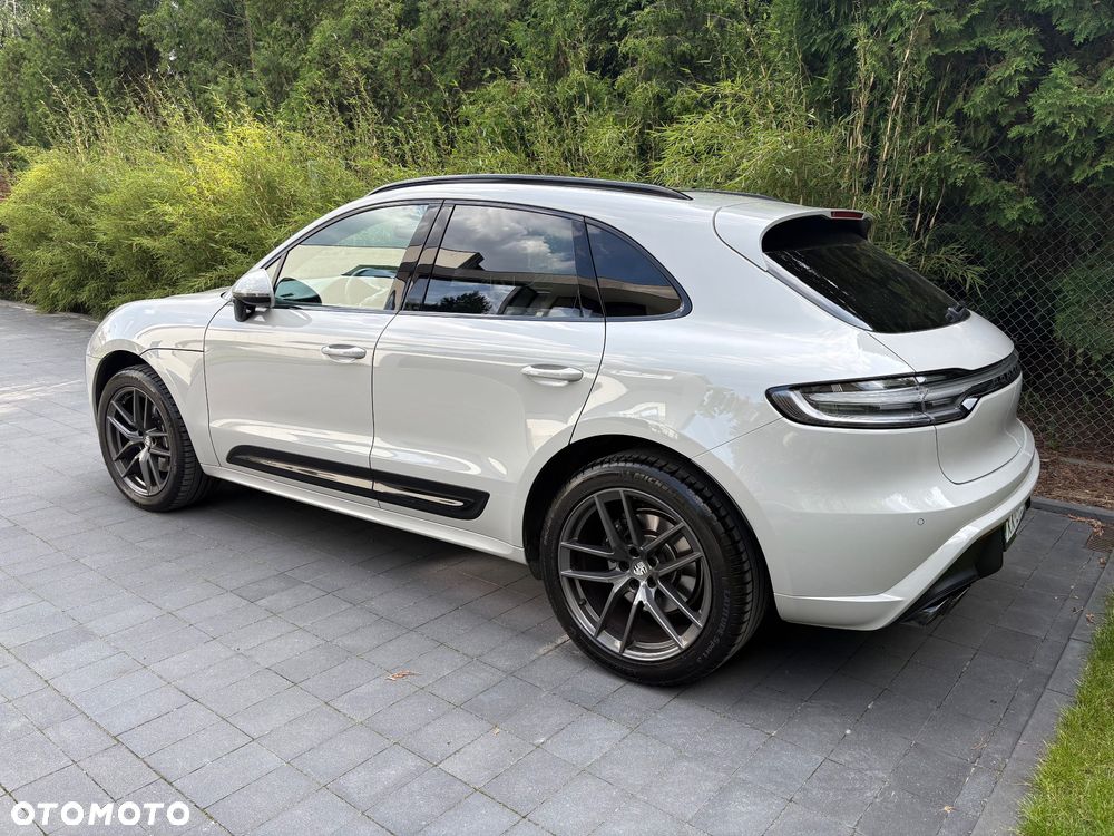 Porsche Macan T - 1