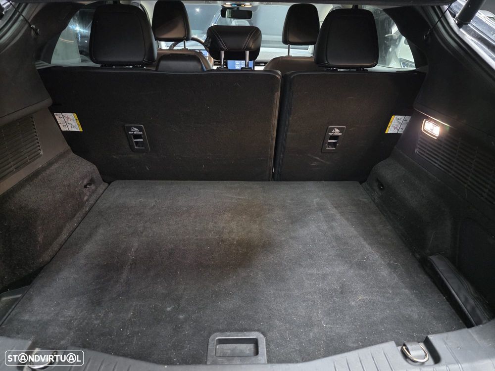 Ford Mustang Mach-E 75.7 kWh Base - 18