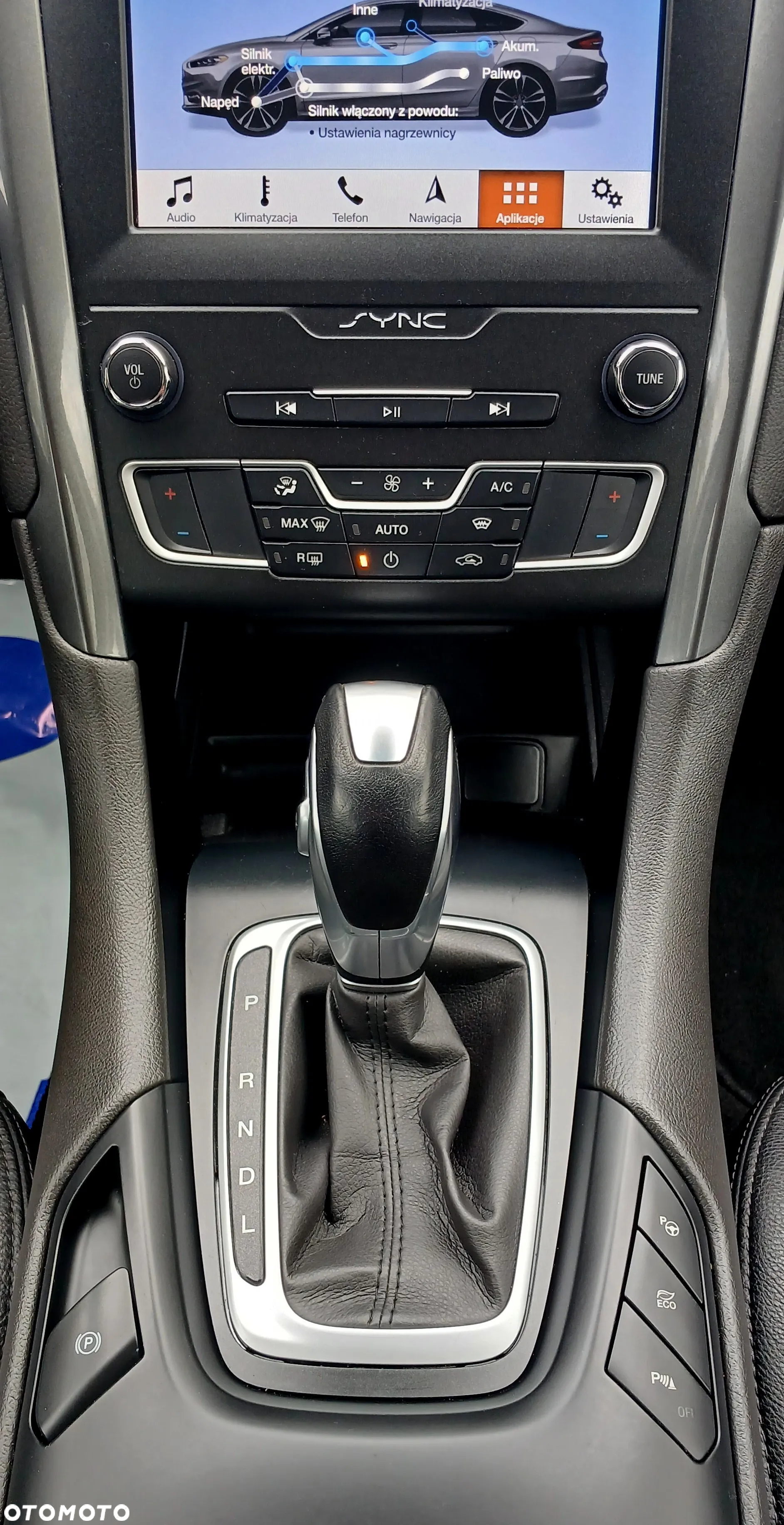 Ford Mondeo 2.0 Hybrid Titanium - 16