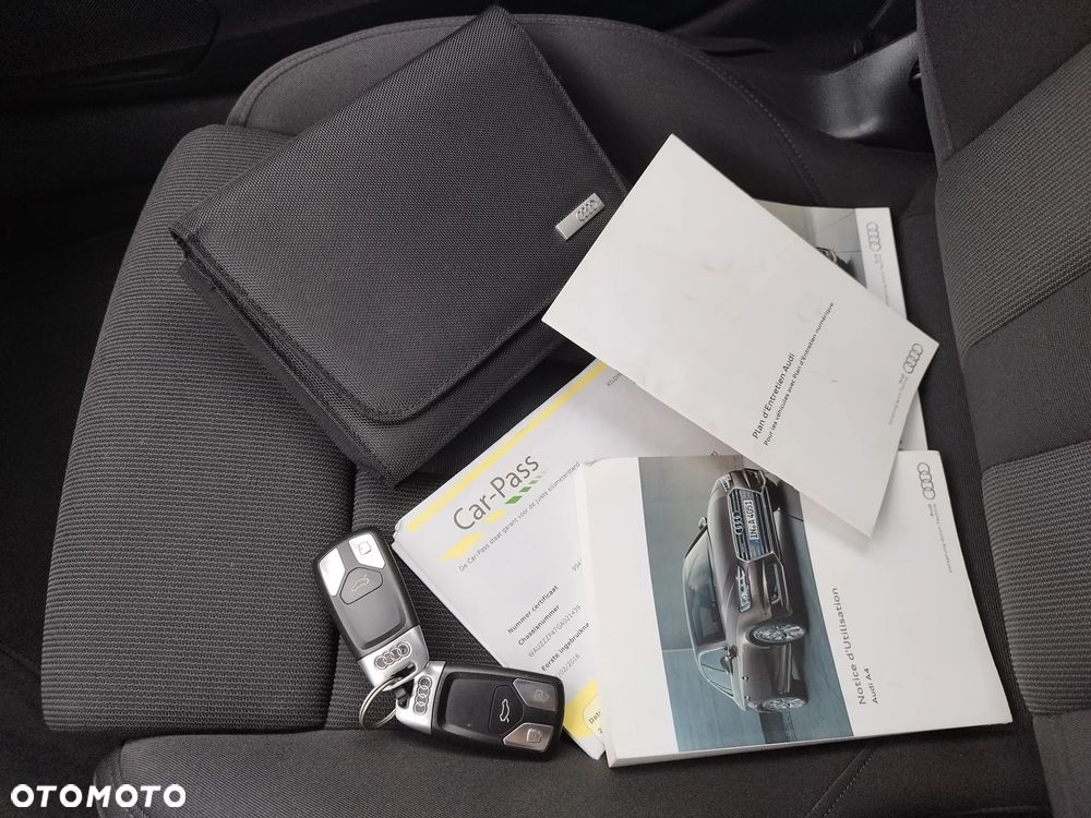 Audi A4 Limousine 2.0 TDI DPF clean diesel Ambiente - 20