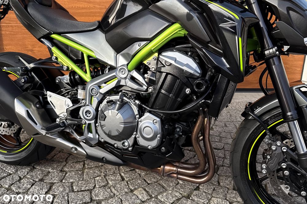 Kawasaki Z 900 - 8