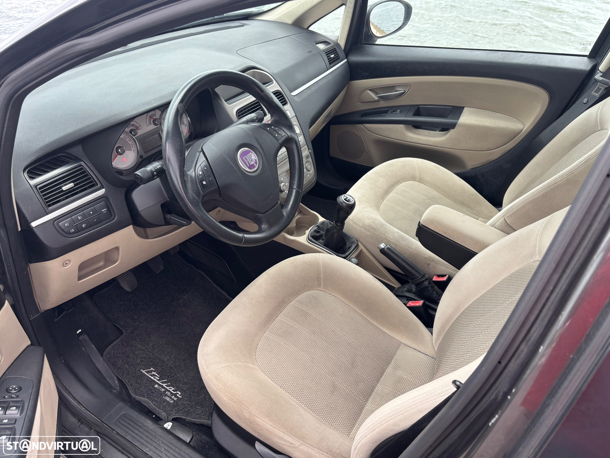 Fiat Linea 1.3 M-Jet Emotion - 4