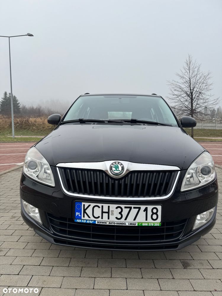 Skoda Fabia 1.2 HTP Ambiente - 2
