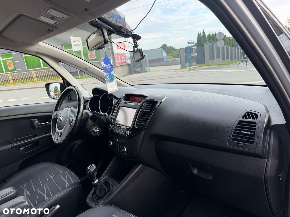 Kia Venga 1.6 Business Line - 20