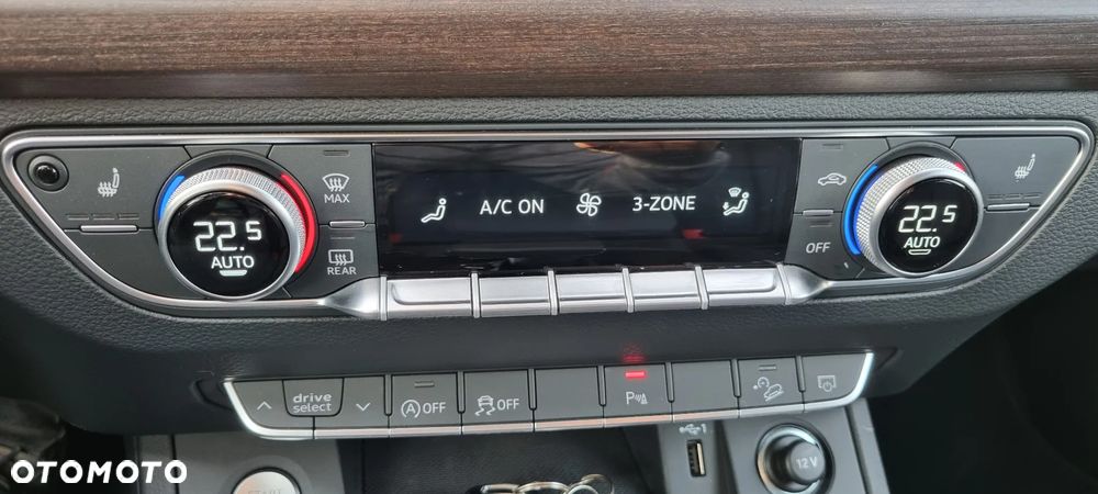 Audi Q5 40 TFSI quattro S tronic advanced - 11