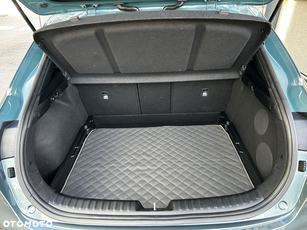 Kia XCeed 1.5 T-GDI Business Line DCT - 15