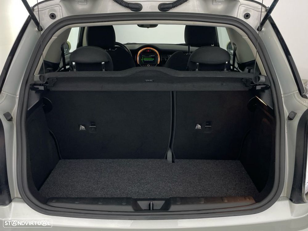 MINI 3 Portas Cooper SE - 13