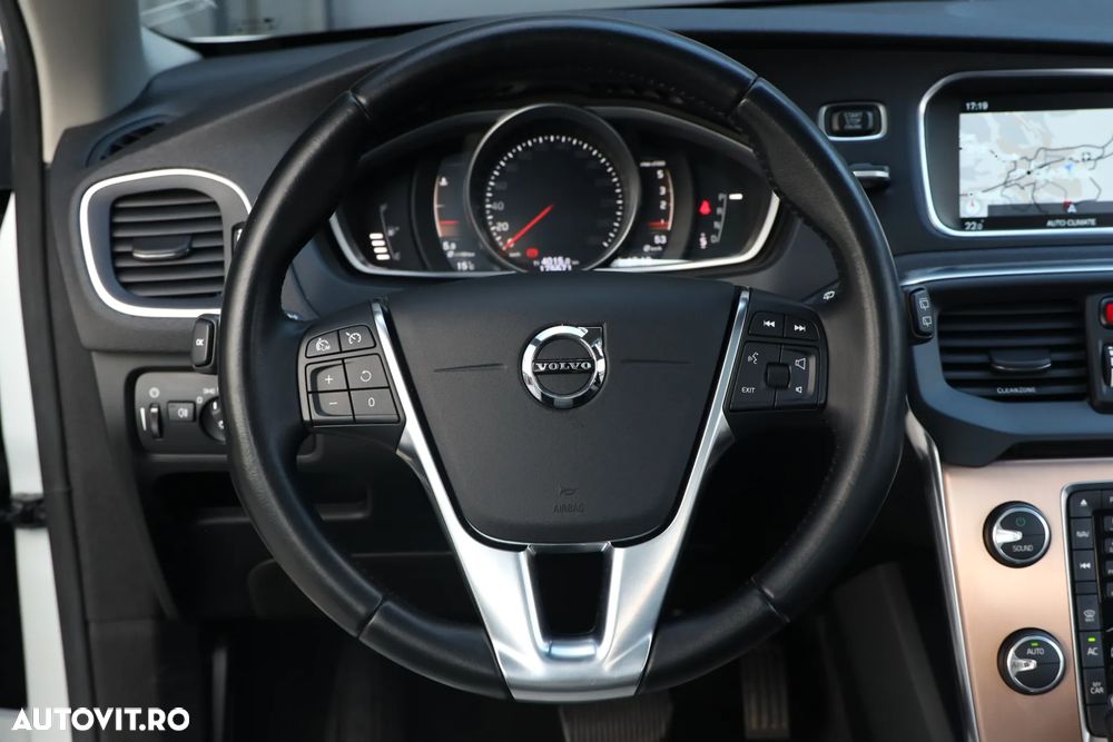 Volvo V40 - 14