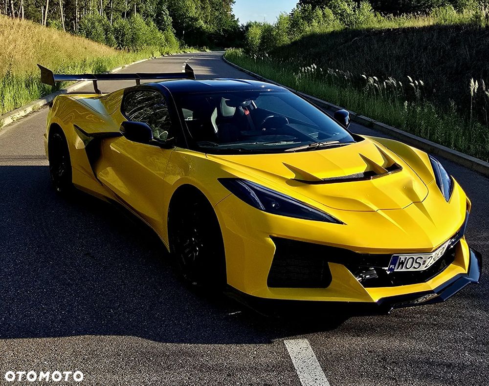 Chevrolet Corvette Stingray 3LT 6.2 V8 Automatik - 8