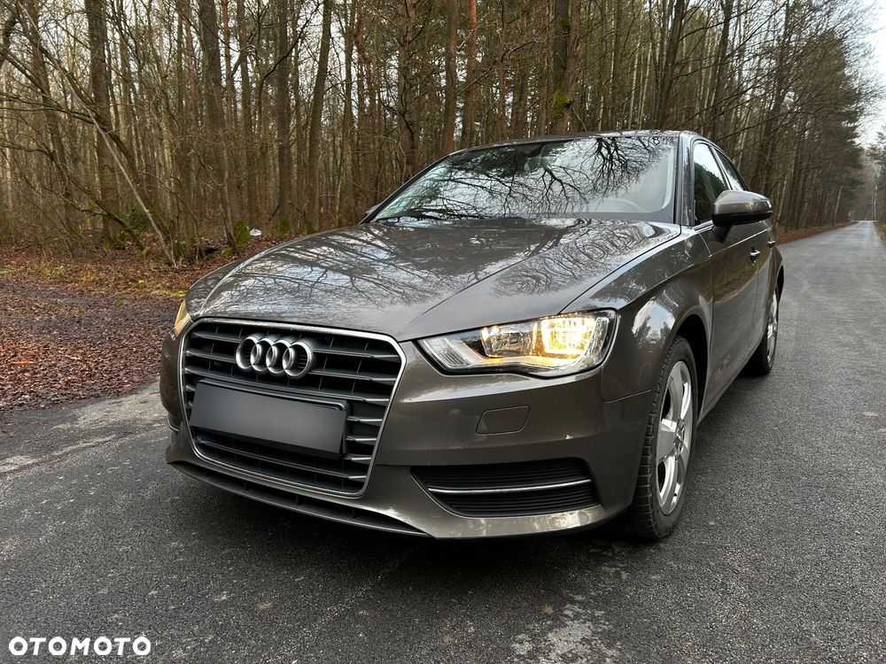 Audi A3 Sportback 1.6 TDI S tronic - 1