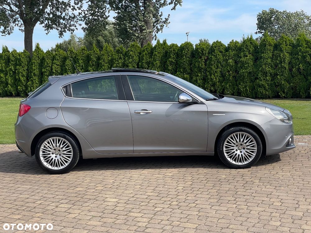 Alfa Romeo Giulietta 2.0 JTDM 16V TCT Turismo - 12