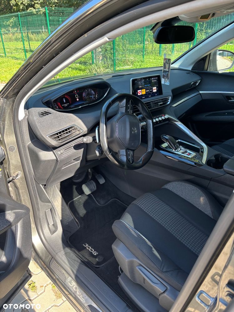 Peugeot 3008 1.5 BlueHDi Active S&S EAT8 - 17